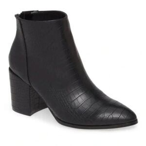 Steve Madden Julianne Black Crocodile Boots